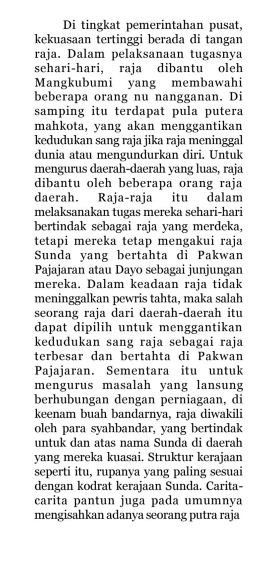 suwanaza's tweet photo. 10. Aku membayangkan kalau kerajaan pusat itu yang menguasai pelabuhan, sementara kerajaan vassal/daerah punya sumber daya yang bisa dijual ke mancanegara lewa pelabuhan pusat itu. Jadinya ada simbiosis mutualisme lah ya https://t.co/OHvcZ9RJBp