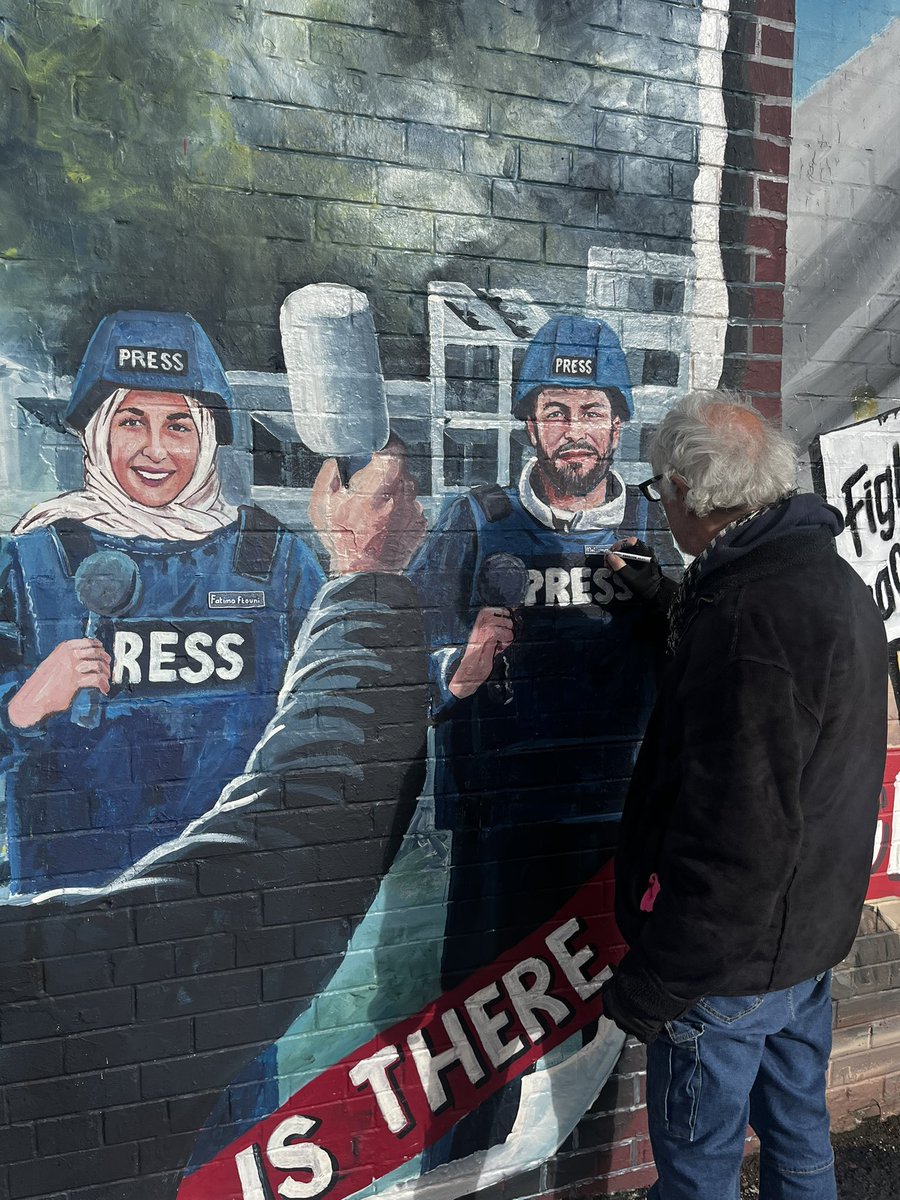 sean_murray1's tweet photo. Just returned from Beirut after screening ‘Journacide’ with the families of the Journalists murdered by Israel this year in Lebanon. We now have a mural on the Falls Road dedicated to their memory. A big thanks to Danny Devenney &amp; Marty Lyons. https://t.co/LrlMK3vTQV