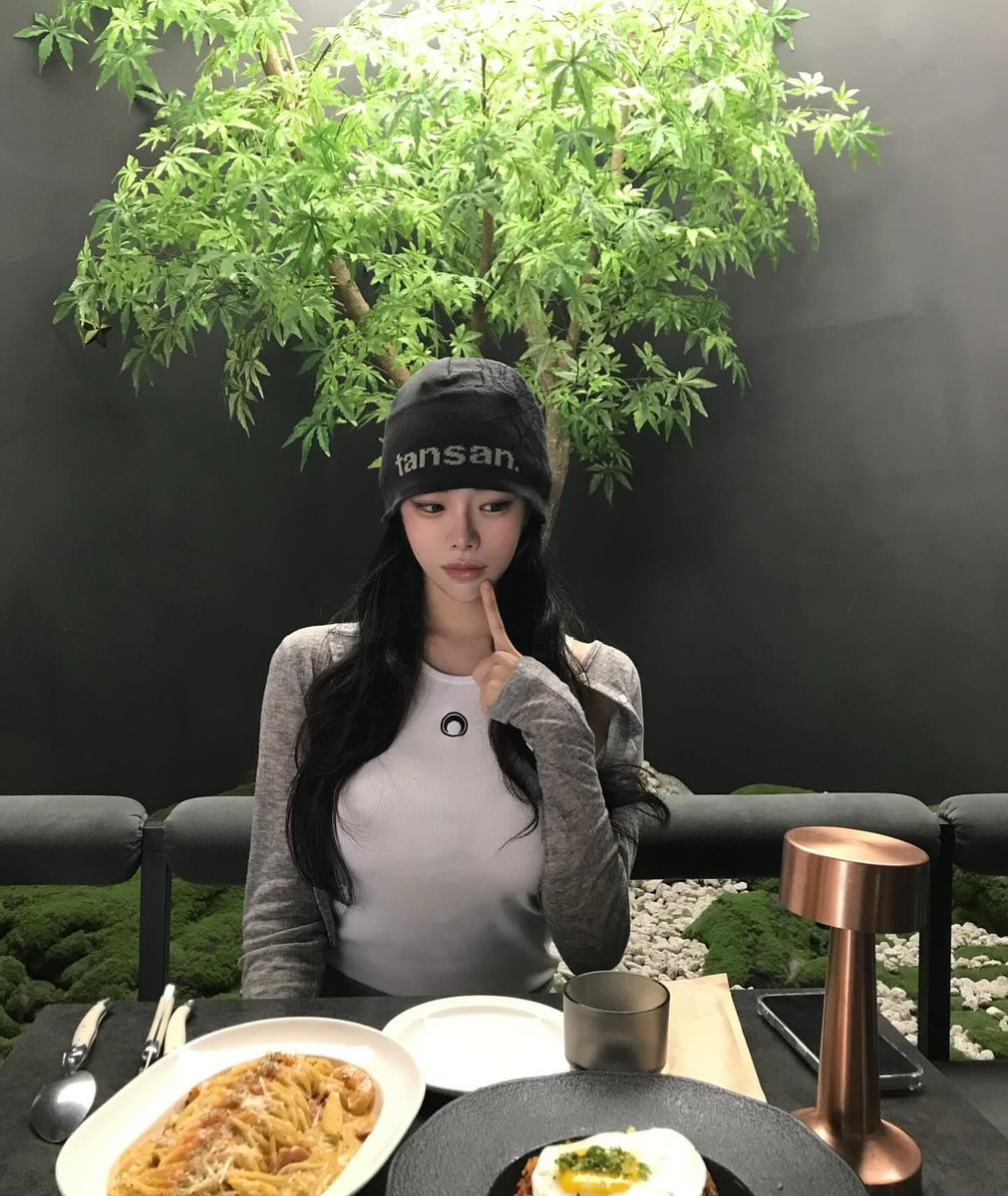 Jeeinwhng's tweet photo. 기은채 22
#지인 #지인능욕 #지인박제 #지인상납 https://t.co/uaG375gTGZ