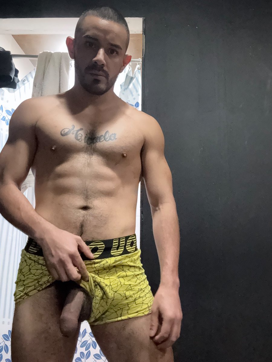 CGadan57605's tweet photo. Te gustan asi fuertes? Ver a jugar conmigo que tengo algo para que juegues
😈🔥🍆 💦💦💦
  
⭐️⭐️EL MEJOR CONTENIDO⭐️⭐️
https://t.co/9evnE5ytbs https://t.co/G5p735c9Zs