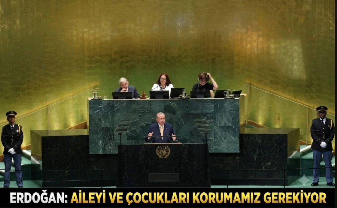 ozdnkcr's tweet photo. Talebimiz, mazereti kabul edilip yerleşemeyenlerin beklentisinin iletilmesidir 🕊️. İki tercihte de mazeret illerimize yerleşemedik; #AyrılığaSONverMEB ailelerin buluşması için çözüm bekliyoruz. @RTErdogan @eczozgurozel @vekilince @erbakanfatih @umitozdag @yavuzagiraliog https://t.co/tdWUImwS26