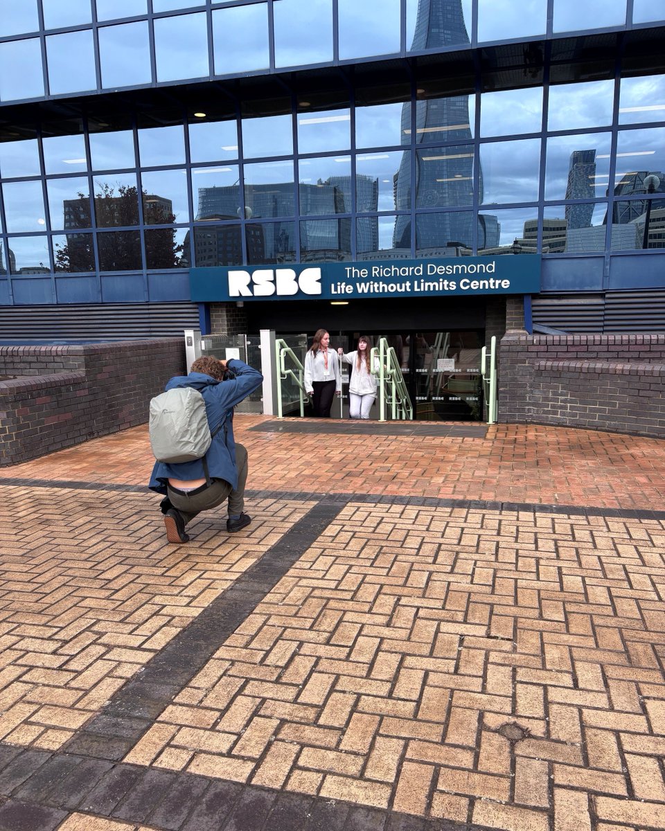 Motability's tweet photo. We have grant-funded the Royal Society of Blind Children's Travelling with Confidence programme.

Last month, we had the privilege of joining Kaitlin on a session run by Habilitation Specialist, Rosie.

The rain did not dampen Kaitlin's spirits - she took it all in her stride! 📸 https://t.co/mgZLS3eI2V