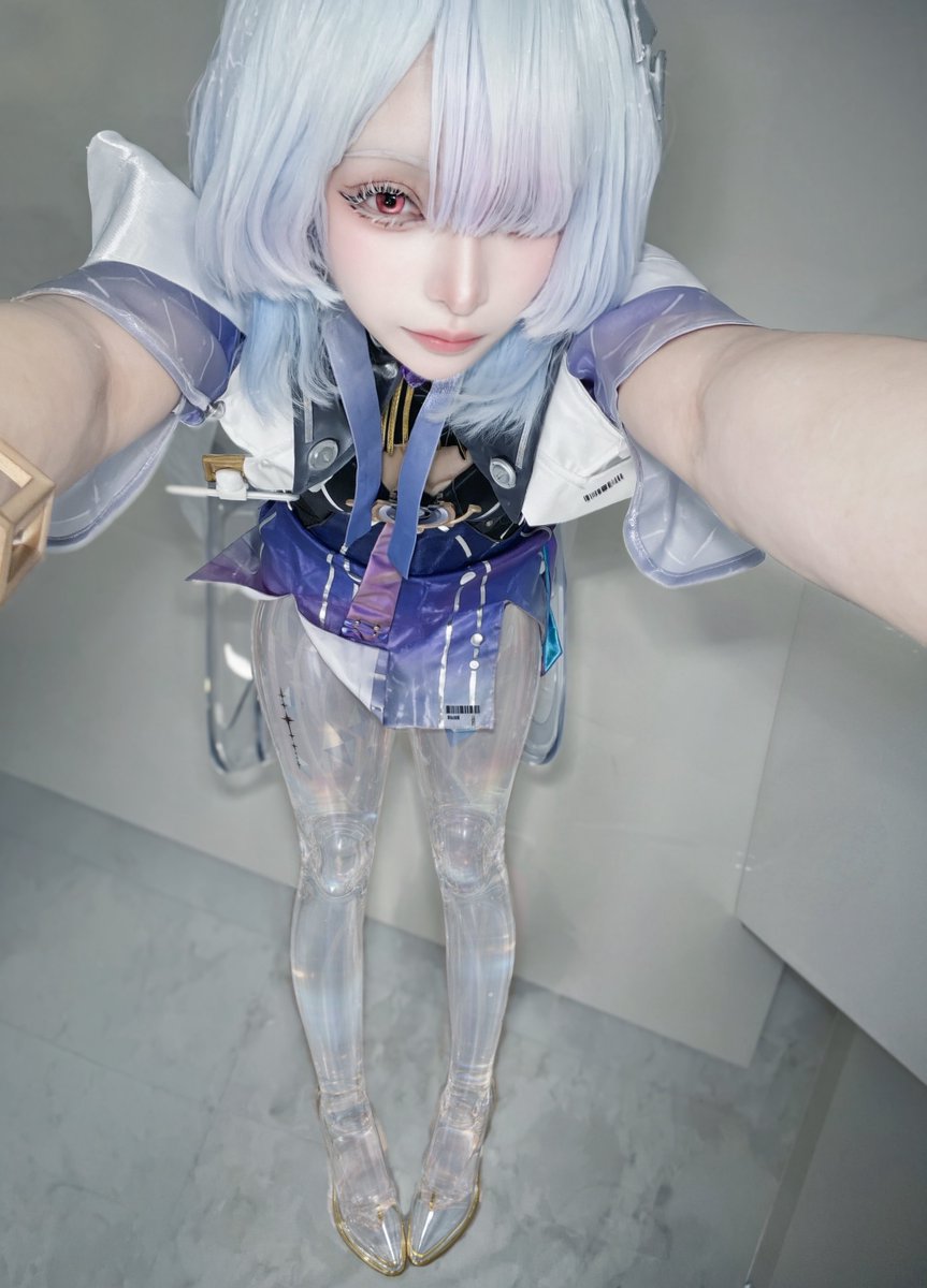 eve_177cm173cm's tweet photo. とりあえずこれだろﾓﾆﾓﾆ
#自慢の脚を見せよう https://t.co/GiMRIeFL19