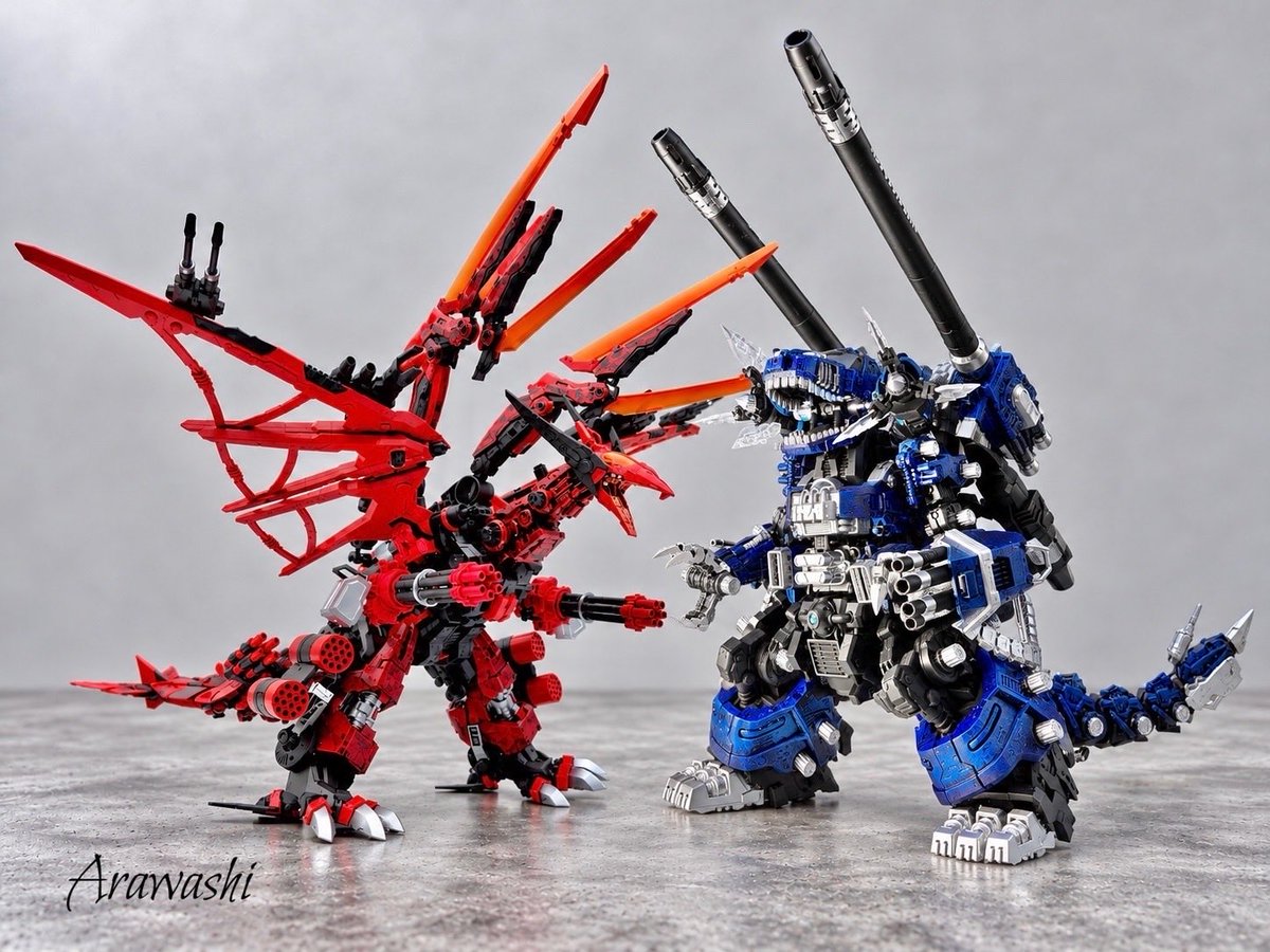 Tukinowakotetsu's tweet photo. 『SALAMANDER VOLCANO』完成！
旧キットでも作ってたんやけど、HMMサラマンダーでも新しく作ってみた。

武器のセレクトでスピード重視のASSAULTと火力重視のDESTROYに換装可能。

ゴジュラスキャノンは少し小さい旧キットのを腹部に搭載してみた。

イメージはUSA版の「炎の悪魔」ラドン！

#ゾイド https://t.co/EAH580evwC