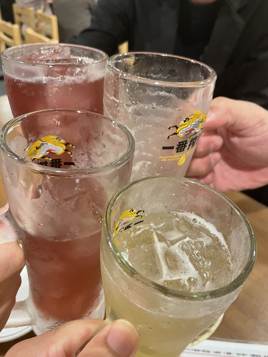 bar___3's tweet photo. 乾杯ー‼︎ https://t.co/s9ATGawsvx