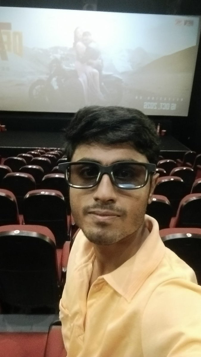 Sidthartha86050's tweet photo. It's A dream Comes true moments for me as a marvel fan 🔥❤️. 2019- 2026 same emotions, same goosebumps,same happy feeling. 
EVERY ENDING BECAME A NEW BEGINNING 😉❤️. Insane theatre experience 🔥📽️🍿🫡. Don't Miss The Ending. Surprise 😉😍. 
NEW MASK SAME TASK 
#EndgameEncore https://t.co/d1VOJgUgkk