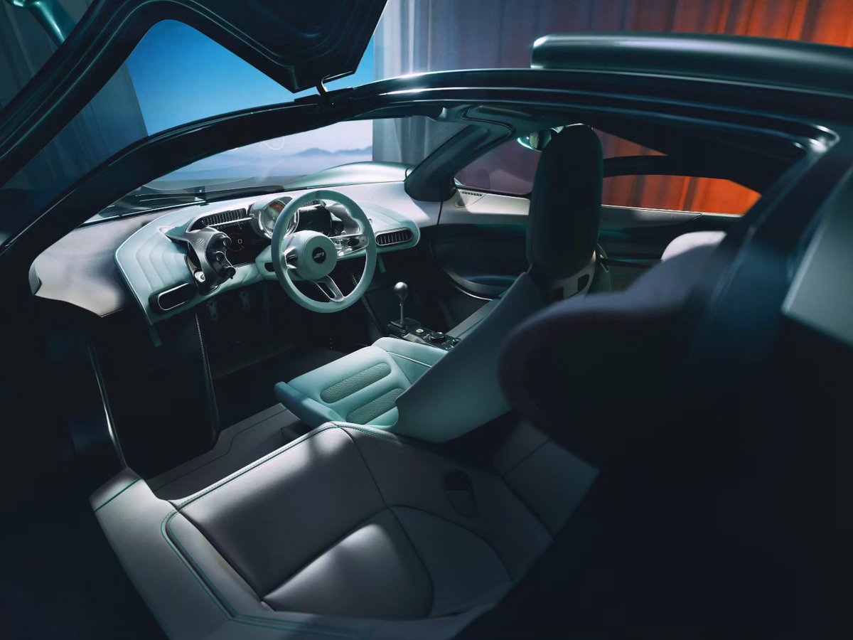 WorldOfCarsIND's tweet photo. @PlanetGMA The S1 moves beyond the S1 LM with a more touring-focused setup.
Key upgrades include:
🔹 All-new active aerodynamics
🔹 Revised suspension
🔹 Enhanced refinement & comfort
🔹 Bespoke luxurious cabin
🔹 Unique bodywork
Every exterior body panel has been redesigned.
#Supercar https://t.co/8VwGMVP8yj