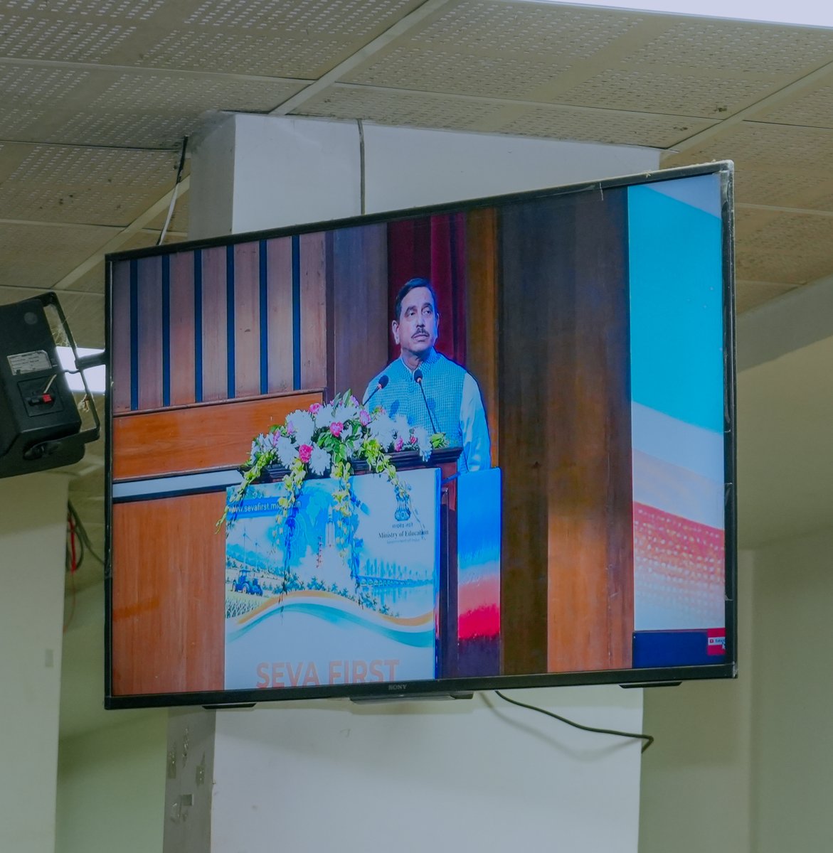 cukeralatweet's tweet photo. CUK participated in the national launch of the #SevaFirstInnovationChallenge, an initiative of the @EduMinOfIndia under Sewa Sankalp Abhiyan – #ViksitBharat2047.
#SFIC #InnovationForIndia #InnovationForChange https://t.co/ovZoxUiELC