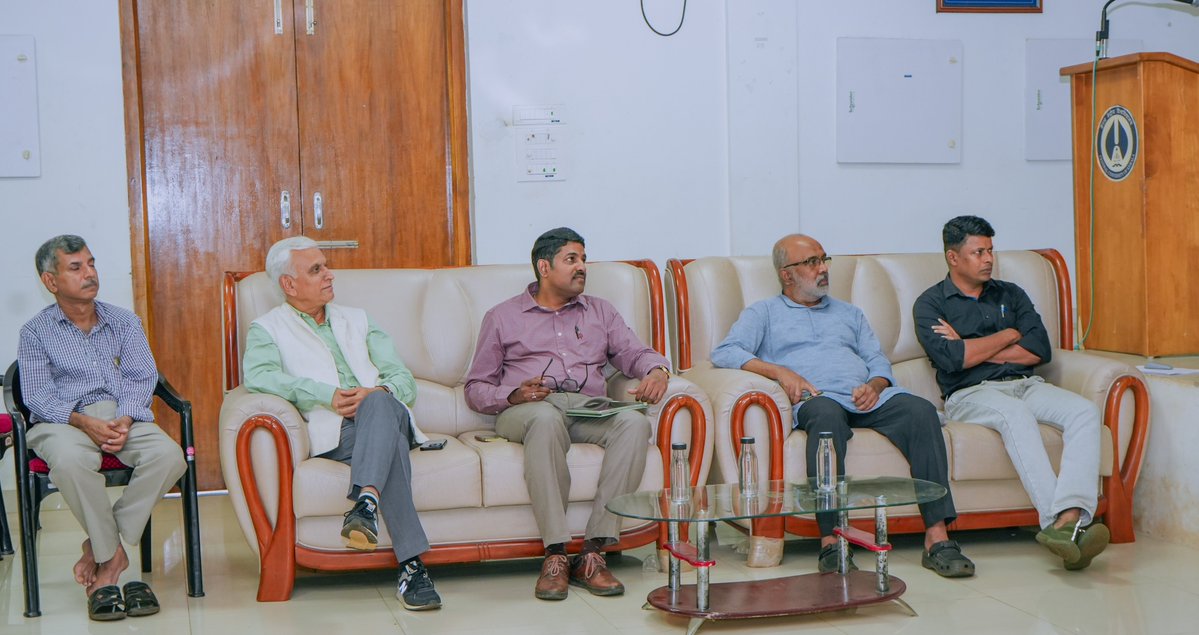 cukeralatweet's tweet photo. CUK participated in the national launch of the #SevaFirstInnovationChallenge, an initiative of the @EduMinOfIndia under Sewa Sankalp Abhiyan – #ViksitBharat2047.
#SFIC #InnovationForIndia #InnovationForChange https://t.co/ovZoxUiELC