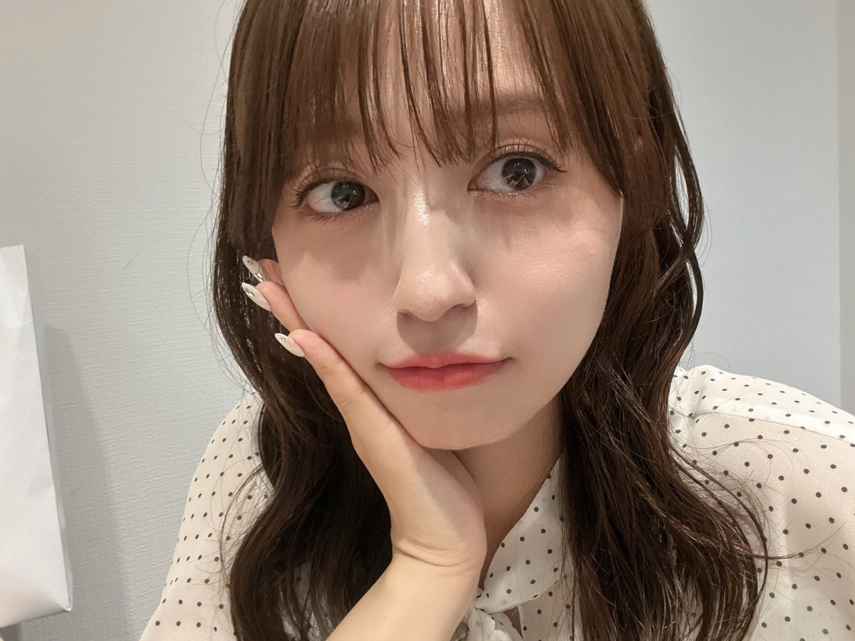 Rikako_Aida's tweet photo. この後20時から生放送✨
番組から嬉しいお知らせもあるみたい📣

#逢い逢い https://t.co/BBxASjTgA2
