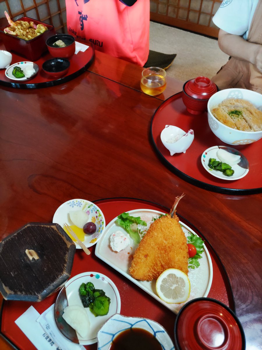 akabaikusan's tweet photo. 明日珠洲市飯田の朝市があるのでそれの準備手伝いと草刈り

午後は家主さんが亡くなったお宅の荷物を倉庫に移動と廃棄物を能登クリーンセンターへ運搬で終了

金曜日 お疲れさまです🍻

#ボラキャンすず
#にっぽん応援ツーリング2026 No22
               https://t.co/DcGZzOT2TL https://t.co/pLDZMGTh2f