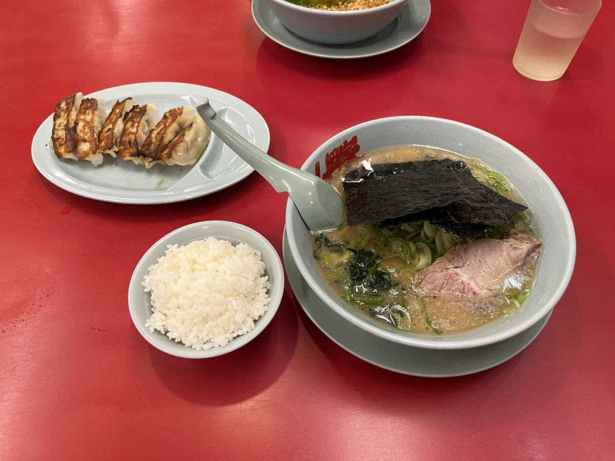 Maru1977's tweet photo. スタバわず https://t.co/trsKTyMdFj