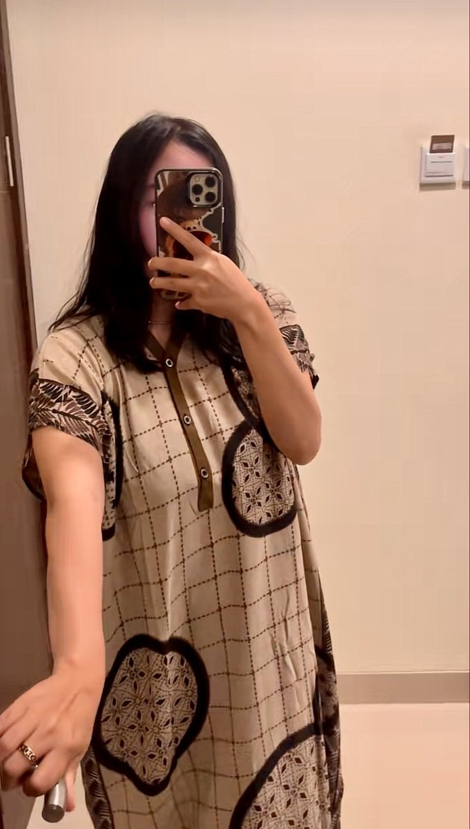 Adrea7a7b's tweet photo. Bekas pakai tante 💦 https://t.co/pIx3J0EmYu