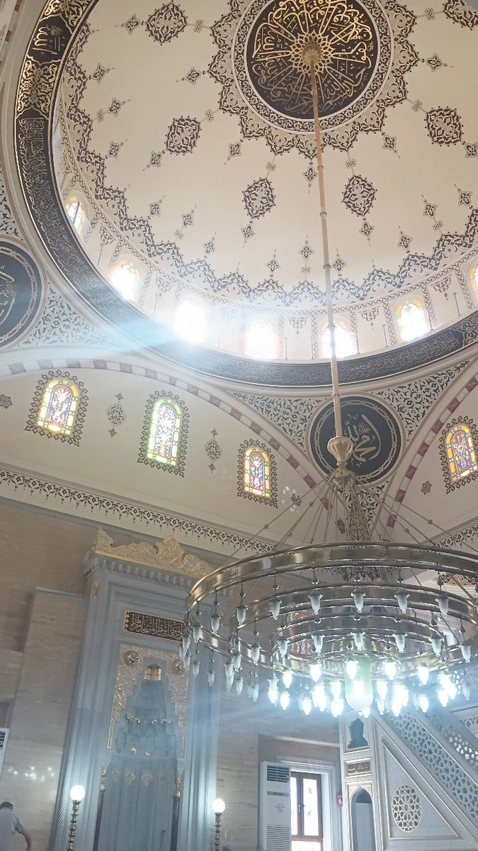 LanseLont's tweet photo. duamızı ettik, sıfıra sıfır makinelerimi çektim. Şimdi işe gidebilirim. Hayırlı,cumalar. https://t.co/97tFqooShz