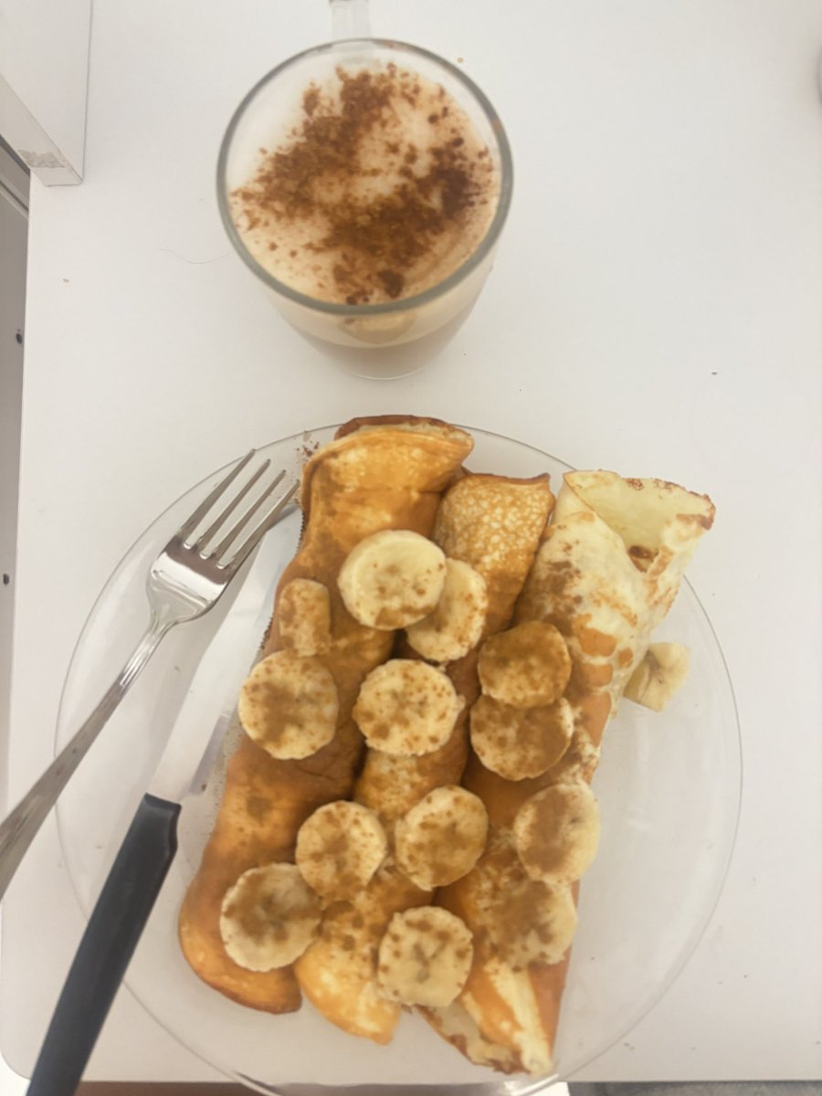 folkwhoree05's tweet photo. eggwhites might actually be my favorite thing ever like how is this whole thing 250cals👀👀 https://t.co/9laxLT5cG8
