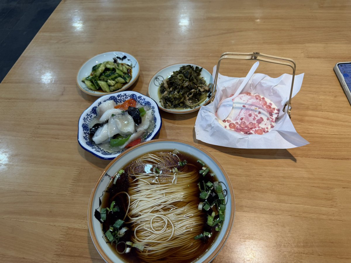 Enoch_098's tweet photo. 初次逃离ecnu（ https://t.co/FZlU5ybeNH