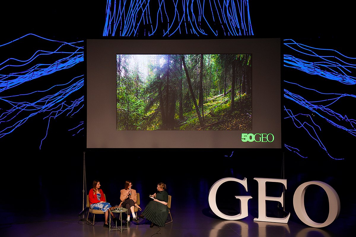 Gasometer_OB's tweet photo. Der Mensch als Banane, ein runder Geburtstag und jede Menge Walkacke: #GEO feierte sein 50-jähriges Bestehen im #Gasometer #Oberhausen!

Mehr dazu und die Fotos des Gala-Abends unter https://t.co/NYSWCTqOmN 

Fotos: Dirk Böttger, Gasometer Oberhausen GmbH https://t.co/xBbXshL9yU