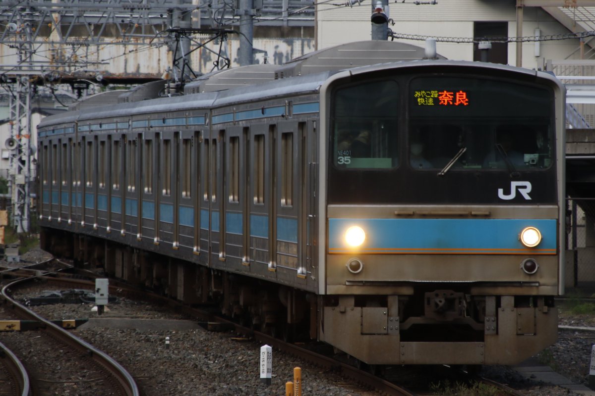 iyonada185's tweet photo. 最近全然撮り鉄してない...
試験も近くなってきたなぁ
#みやこ路代走 #DD51 https://t.co/PqKQt9dFDk