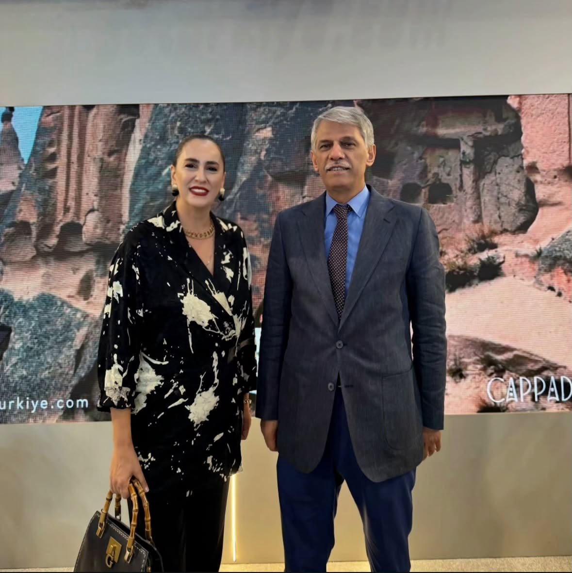 ruhatu's tweet photo. 2026 İstanbul Turizm Fuarı'nda Bera Alanya Otel olarak 2027 yılı için Turizm paydaşları ile çok verimli görüşmeler yaptık. https://t.co/YcpAUrQCPN