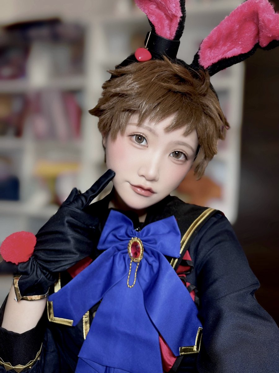 elle8ksqq's tweet photo. cos 天満光 🖤🐰 https://t.co/kiXGq6sWkv