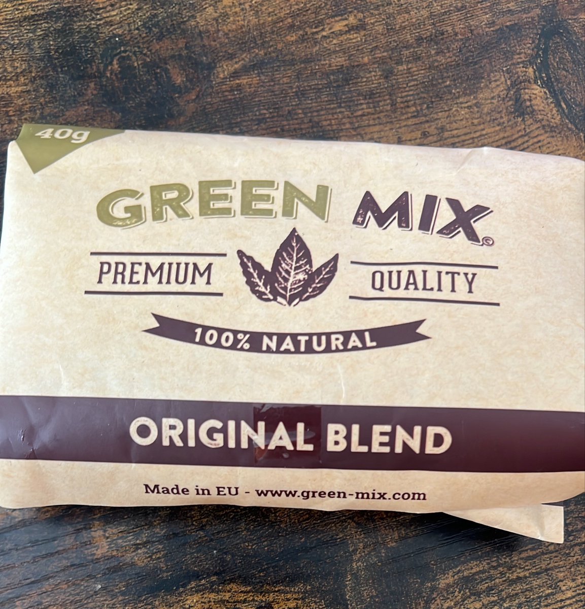 frogtheplug's tweet photo. @NwabisaSibusis1 @last_futurist You can find these on Amazon
I’d advise you to try different ones and find which you like best. I used to mix my own herbs, like I’d buy some mallow flower and mullein and mix them with the weed it’s super smooth, costs less and probably less harmful https://t.co/CNuNwUWugx