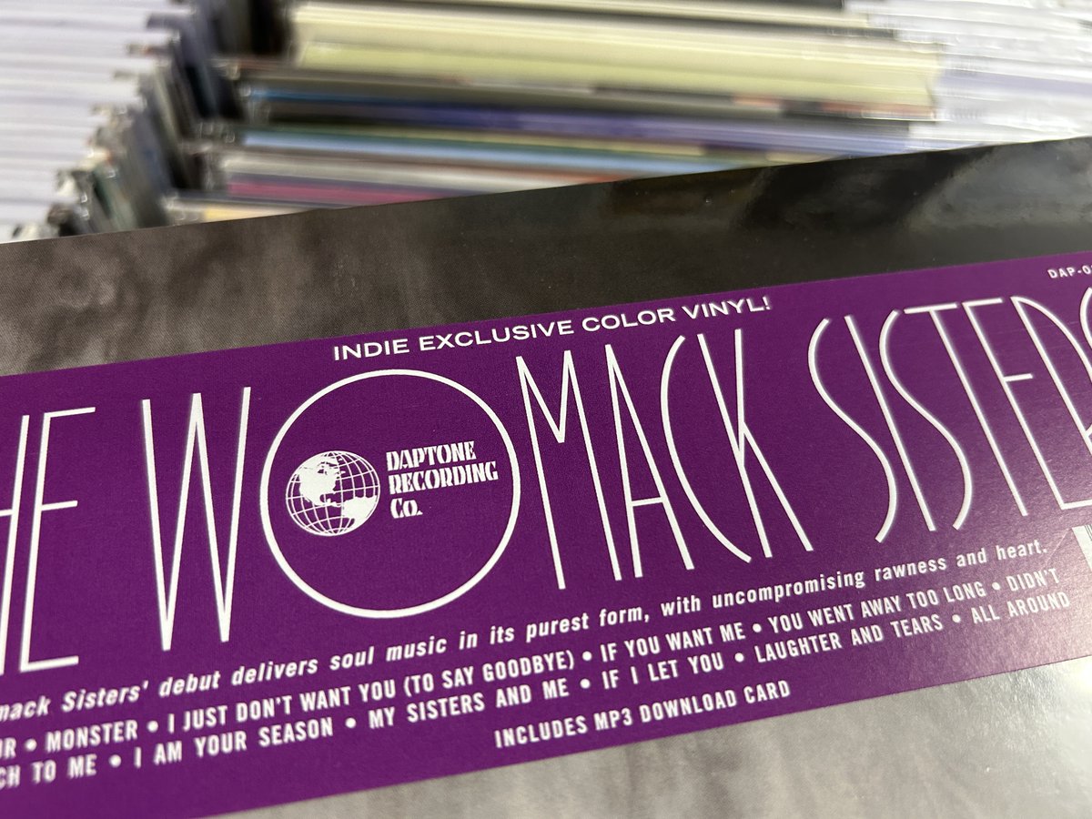 DAWA_FLAKE's tweet photo. 最高レコード入荷！SAM COOKEの孫であり、BOBBY WOMACKの姪であり、WOMACK &amp; WOMACKの娘たちという最強の血を引く3姉妹。もう遺伝子レベルで才能が違う！これはレコード！インディ店限定盤！
THE WOMACK SISTERS / THE WOMACK SISTERS (INDIE EXCLUSIVE / OPAQUE PURPLE) /LP
https://t.co/VBzC9LoXM2 https://t.co/DlFjytGKgi