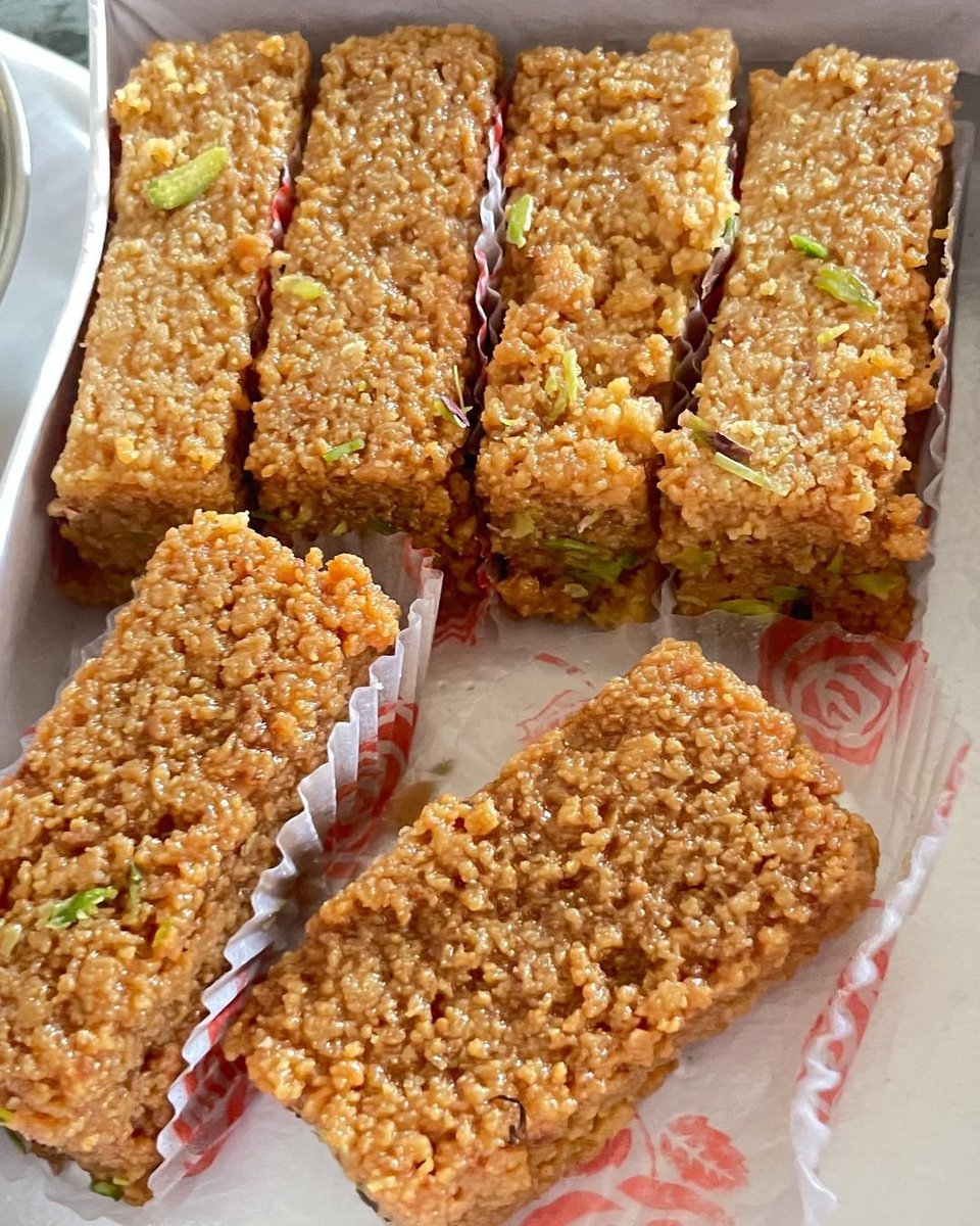 Parshant_Speaks's tweet photo. Unpopular opinion but Milk cake is better than overrated kajukatli.😀 https://t.co/HWKPd7AVFK
