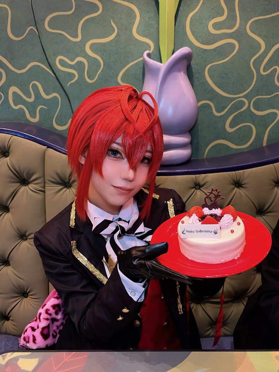 sunagimo_dono's tweet photo. cos twst

この表記のケーキを渡していいのか、小一時間考えたよ。

#Dハロ仮装2026 #Dハロ仮装 https://t.co/19WANpxOrK