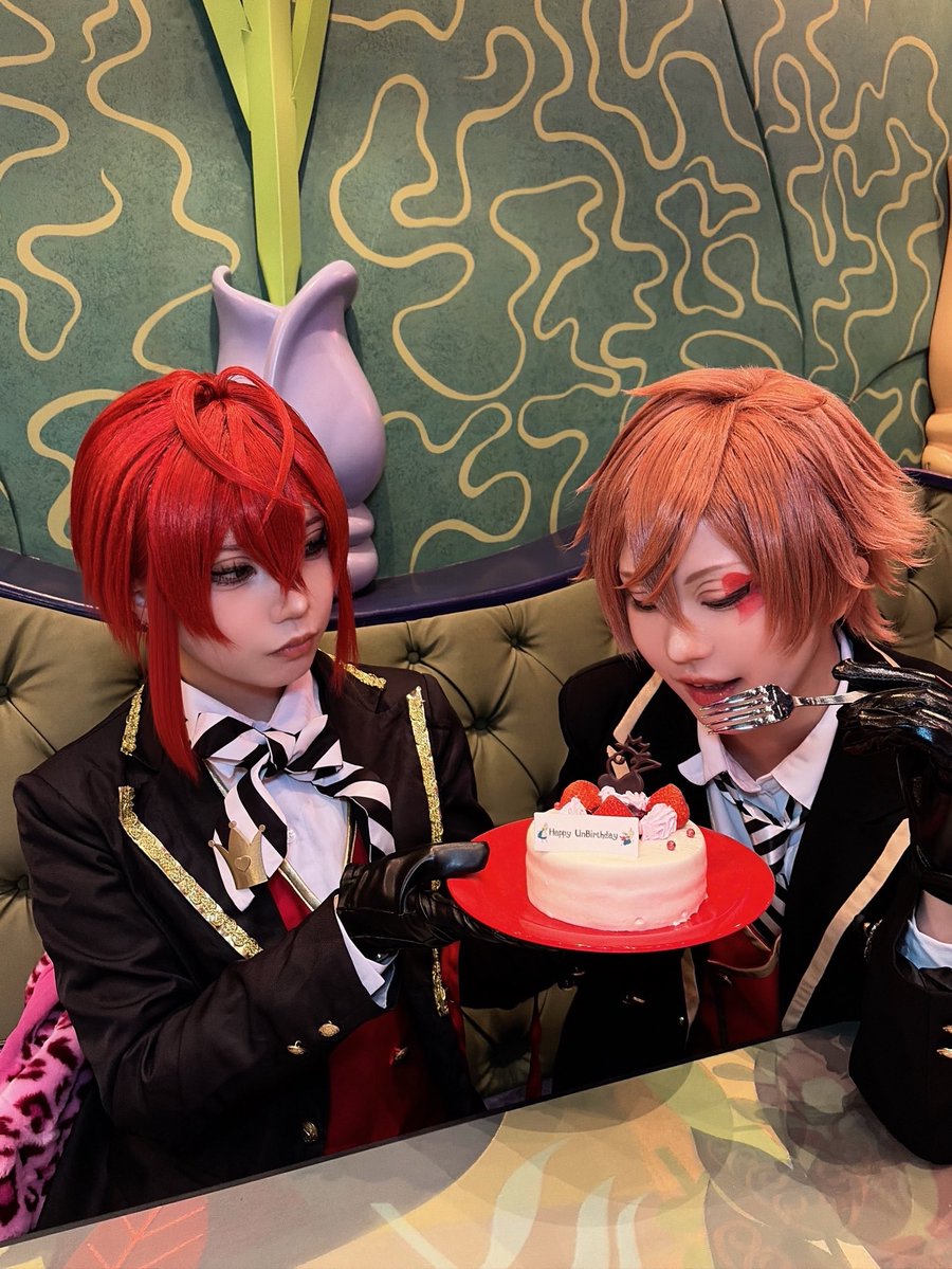 sunagimo_dono's tweet photo. cos twst

この表記のケーキを渡していいのか、小一時間考えたよ。

#Dハロ仮装2026 #Dハロ仮装 https://t.co/19WANpxOrK