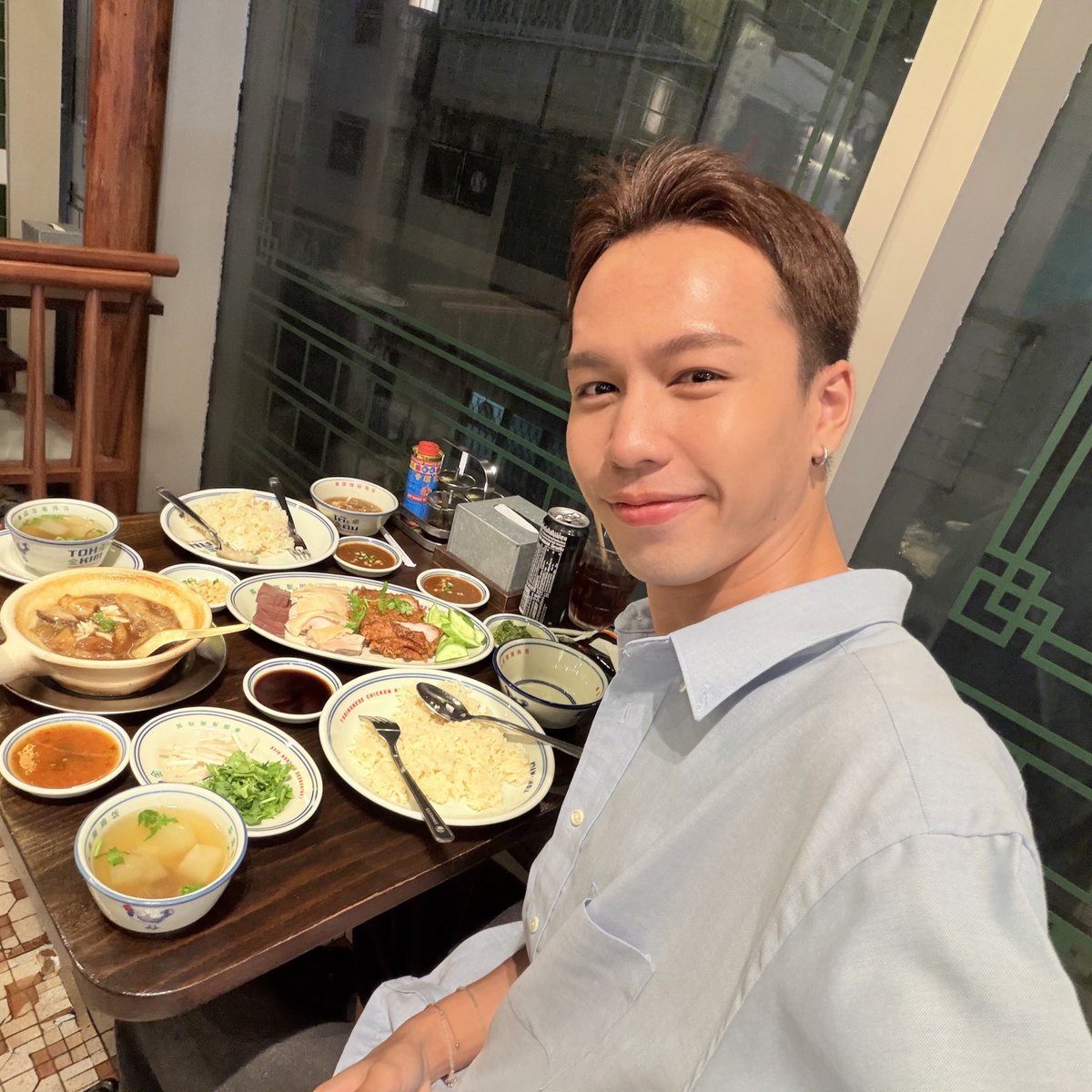 12thktp's tweet photo. ชื่อ คิมห์
- 28 ปี 1998
- ทาสแมว (คลั่งรักสุดๆ)
- ชอบวิ่ง ออกกำลังกาย เล่นเกมส์ อ่านหนังสือ
- พึ่งสมัครแอคใหม่
- โสดค้าบบ 🫣 https://t.co/UJ0UntQy74