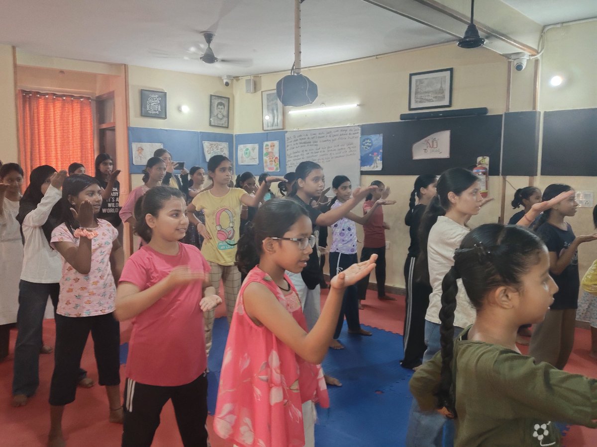 MittalShan50404's tweet photo. 🥋 Self-Defense Training at Skets Hope Center

Students actively participated in self-defense training, learning basic techniques, confidence, and discipline.

#SelfDefense #SelfDefenseTraining #SketsHopeCenter #StudentTraining #Confidence #Discipline #SkillDevelopment https://t.co/1AsAYChaeb