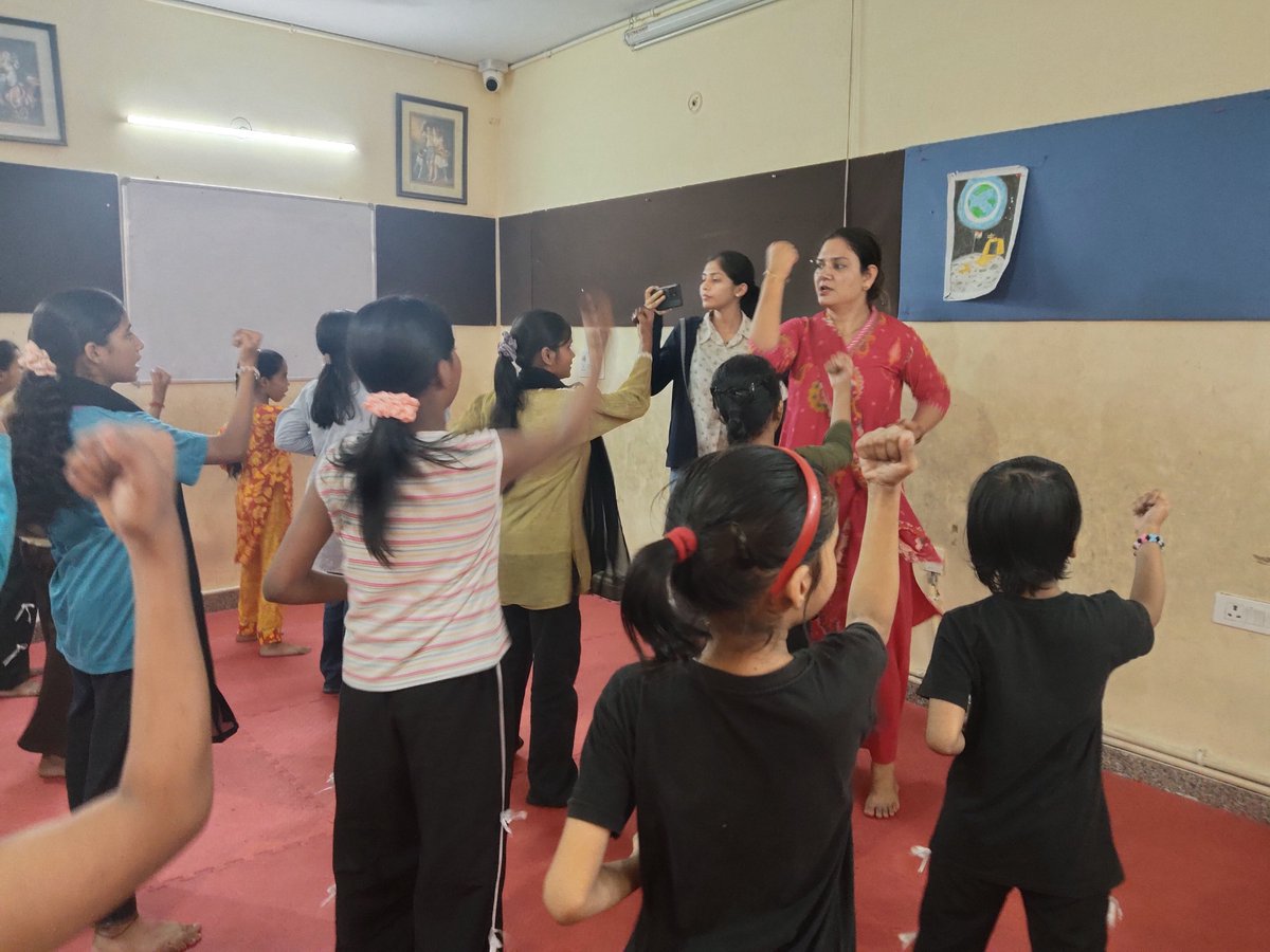 MittalShan50404's tweet photo. 🥋 Self-Defense Training at Skets Hope Center

Students actively participated in self-defense training, learning basic techniques, confidence, and discipline.

#SelfDefense #SelfDefenseTraining #SketsHopeCenter #StudentTraining #Confidence #Discipline #SkillDevelopment https://t.co/1AsAYChaeb