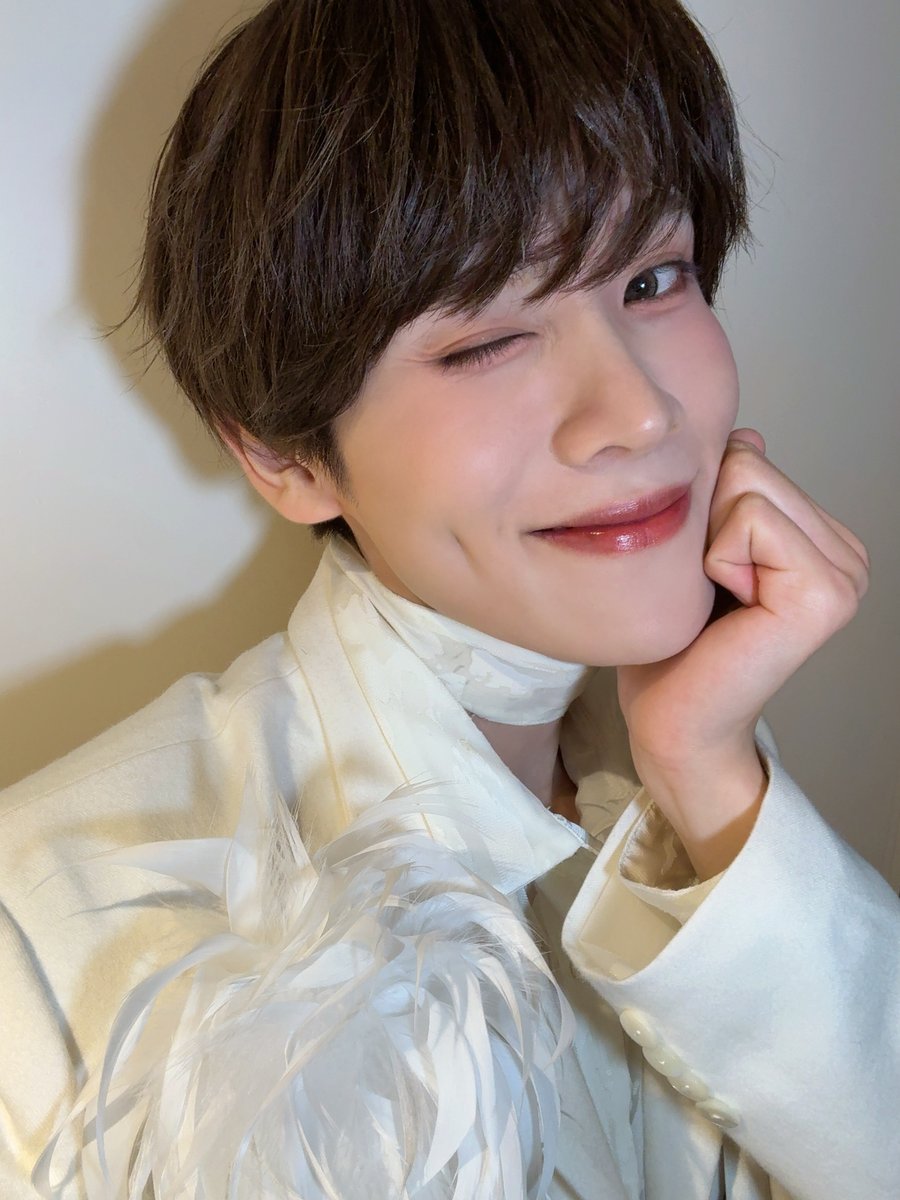 official_DXTEEN's tweet photo. [#大久保波留]
ラーメンつけ麺僕ー？

どうもラーメン級イケメンです🍜🍜🍜

#DXTEEN #OKUBONALU https://t.co/uPxz3i4dpE