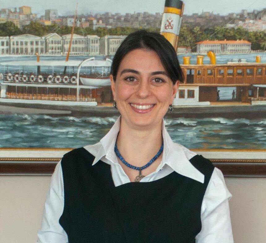 heterokromili's tweet photo. Üsküdar Belediye Başkanı Sinem Dedetaş 59 gündür Kuyu Tipi Cezaevinde tutsak!

#SinemDedetaşSerbestBırakılsın https://t.co/CLk1rR5mGI