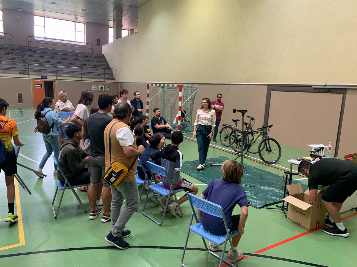 oficinaverde's tweet photo. ¡Un sincero GRACIAS a todos los que os habéis sumado a la Semana Europea de la Movilidad en la @usal este año! Vuestro compromiso es clave para que la ciudad se mueva de forma más respetuosa y sostenible 💚
🚌🚶♀️🚲 #SEM2026 #MobilityWeek #MovilidadParaTodasLasPersonas #USALaBici https://t.co/BvNhHKfgje