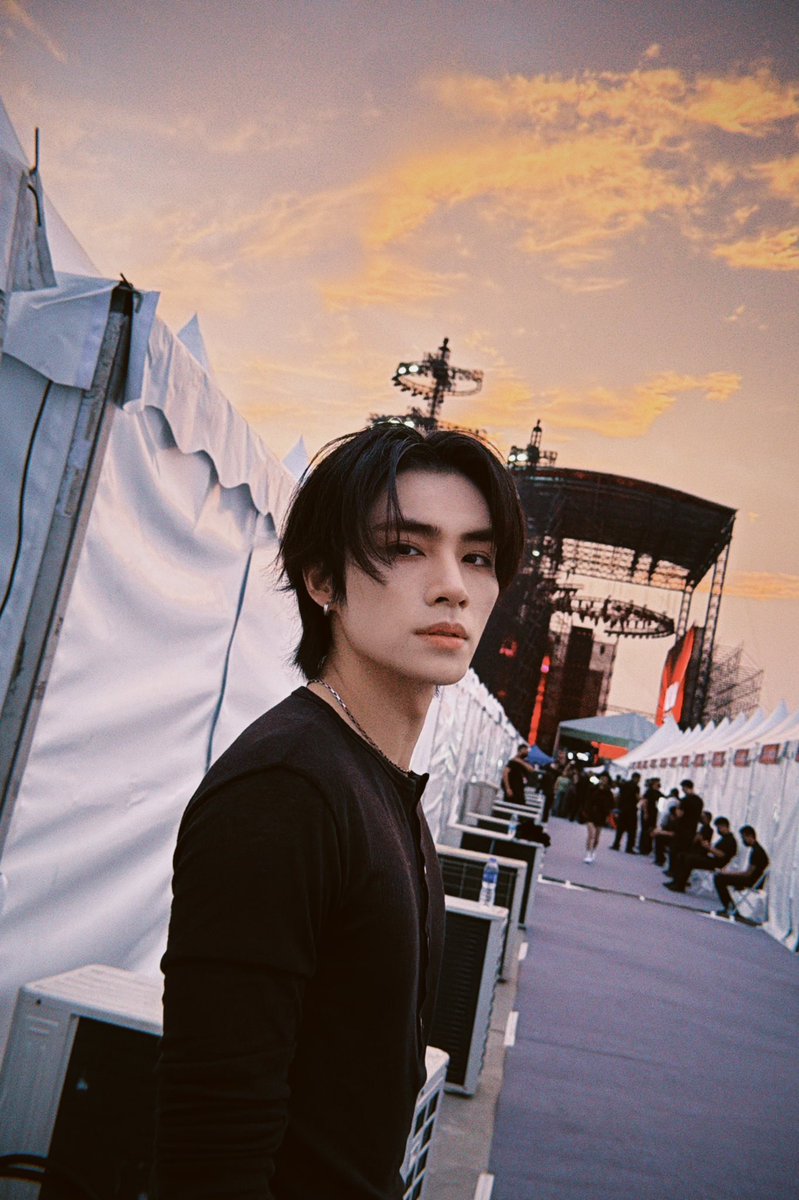 xiaojunhoney's tweet photo. MY MOOD BOOSTER https://t.co/rWBLOlJcZj