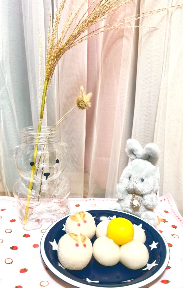 chocoooooo26's tweet photo. 今夜は十五夜🌕*.ﾟ

お月様は世界に1つだから色んな人が1つのお月様見てるって思うと考え深いよねぇ⸝⸝ʚ̴̶̷̆_ʚ̴̶̷̆⸝⸝✨️

猫じゃらしでうさぎ作っちゃうのは保育士あるある⸝⸝⸝ᴖ ̫ᴖ⸝⸝⸝ https://t.co/SzeatTlRKL