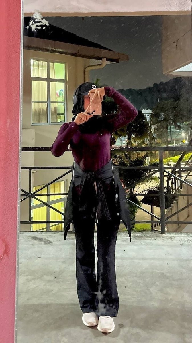 terabeltwo's tweet photo. Alesha
https://t.co/tTXiQT4Ff0
Nana Cute 
https://t.co/EuAH7qvnwE

📌 𝙂𝙧𝙪𝙗 𝙏𝙚𝙡𝙚𝙜𝙧𝙖𝙢 !!
https://t.co/lyrIk9v1fS https://t.co/nNzEzqKhSk