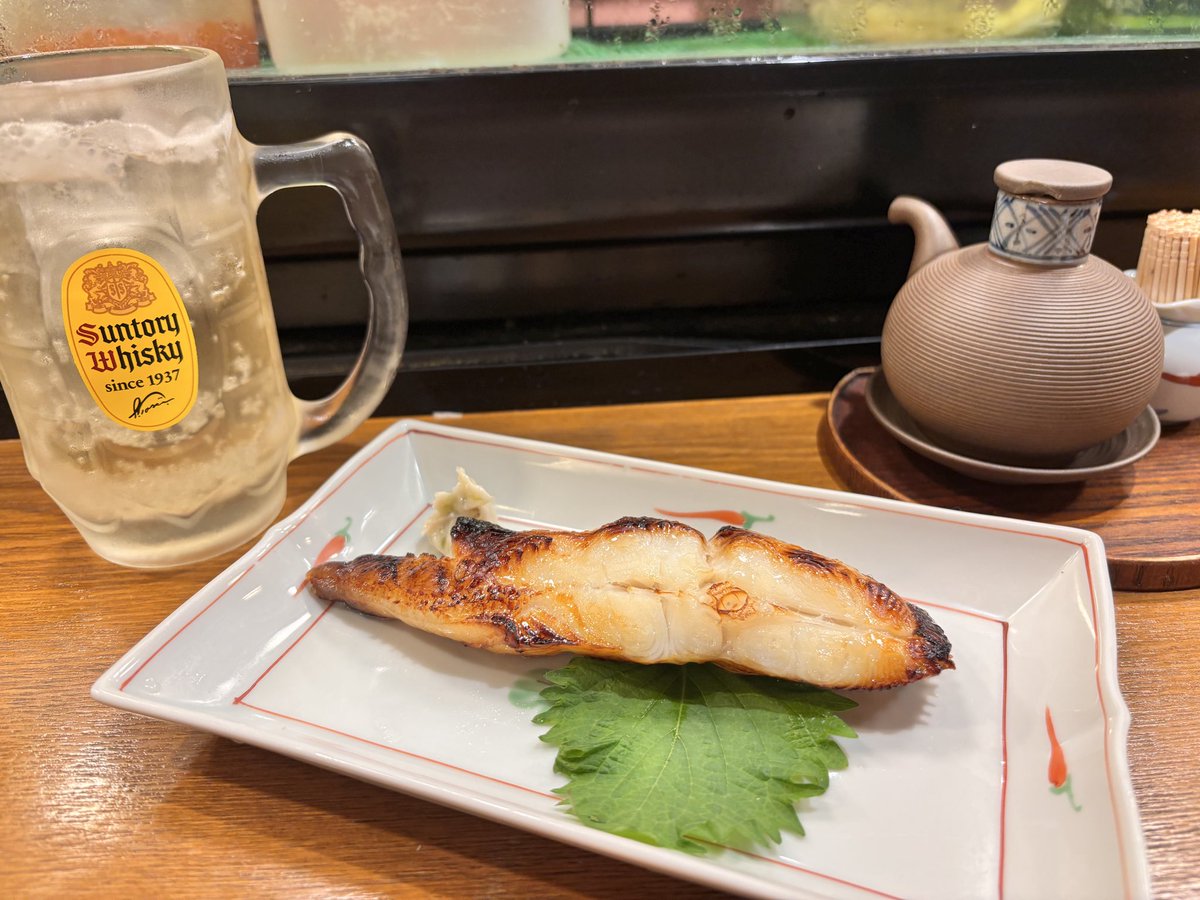 StoneColdMariko's tweet photo. 西京焼き

まろやかな風味…
ハイボールがススミます❣️ https://t.co/qe5efrH6ca