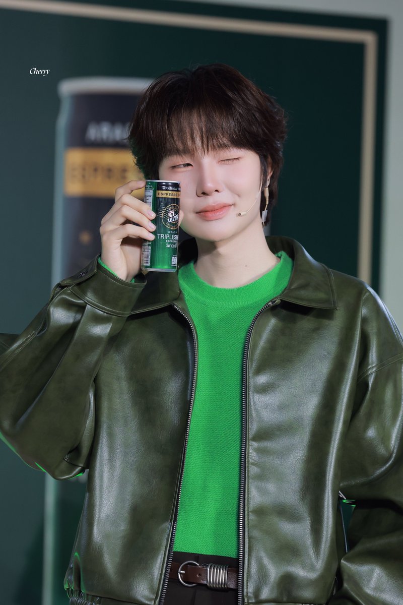 bubblycherry_'s tweet photo. คนสวยขายกาแฟ✨

NP WITH D7 PREMIUM
#D7TasteOfPremiumXNamping https://t.co/6CXqJG9bXu