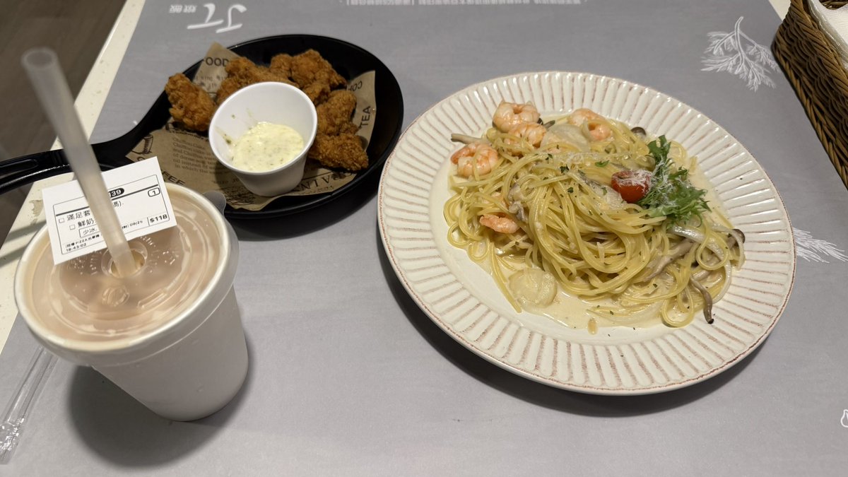 yasha11235's tweet photo. 今日はパスタです https://t.co/T0EJ7MpaAe