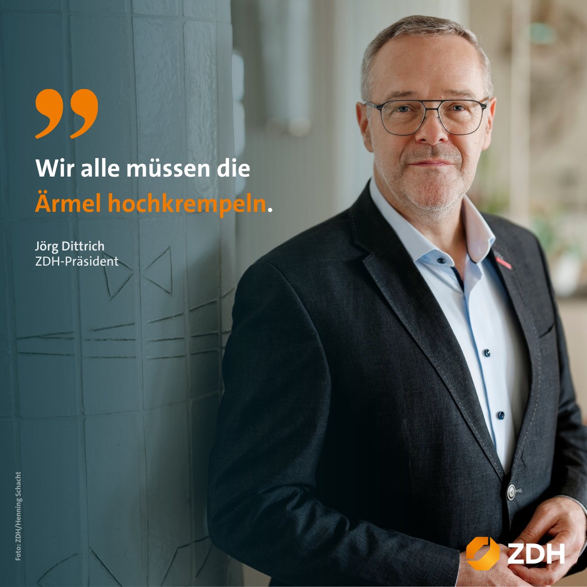 ZDH_news's tweet photo. Der neue ZDH-Newsletter ist da. Im #Handwerk gilt: nicht lange reden, sondern anpacken. Das sollte sich auch die #Regierungskoalition zu Herzen nehmen: mehr Tempo bei Reformen, mehr Verlässlichkeit bei politischen Zusagen.
Aktueller Newsletter: https://t.co/z3S759q3sp https://t.co/RAlntRxc9g