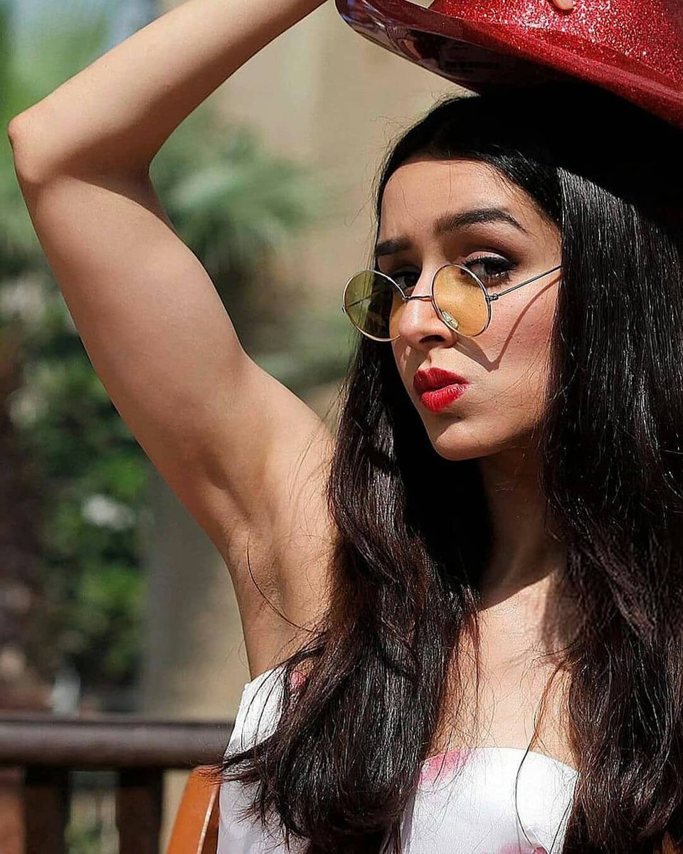 Vk82651042's tweet photo. Arm up, hat in hand, sunglasses on, that little strapless top doing nothing. She didn’t pose like this for the vacation pics. She posed like this for the comments. First thing you locked onto? https://t.co/pzb6LkffWH