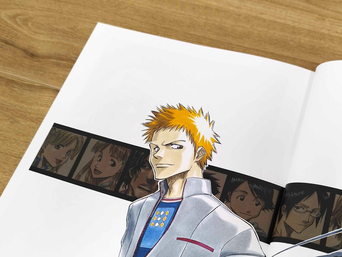 tite_official's tweet photo. ／
「BLEACH Artbook JET 2026」
  発売まであと3日！
＼

過去刊行された『JET』を装いを新たに2冊発売！
「I」は304ページ、「II」は216ページの大ボリューム！どちらもＡ４判で久保先生のカラーイラストをじっくりご覧いただけます！

10月2日(金)発売です！
https://t.co/oqdA89xwZ1
〈スタッフ〉 https://t.co/nlsdIV9qPP