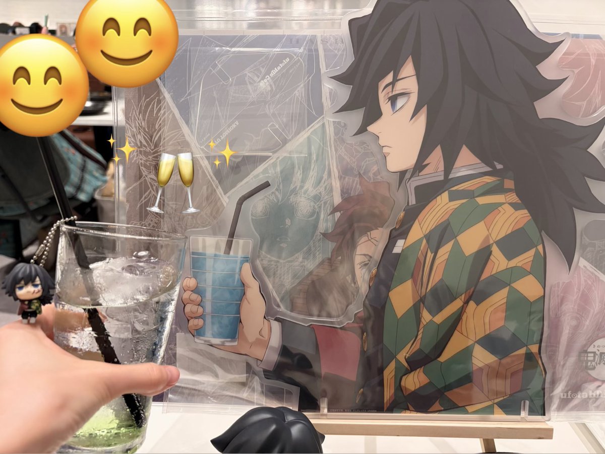 Jun_oshitete's tweet photo. 🈳取って🦉🍽️〜😊
ご縁ありがとうございます🙂‍↕️

お迎えしたかった義勇さんが勢揃い🥹💙✨勢揃い記念にバストアップ義勇さんと乾杯🥂✨ 
目の保養😍❣️財布は療養👛〜💸 https://t.co/zS2rVvFT4F
