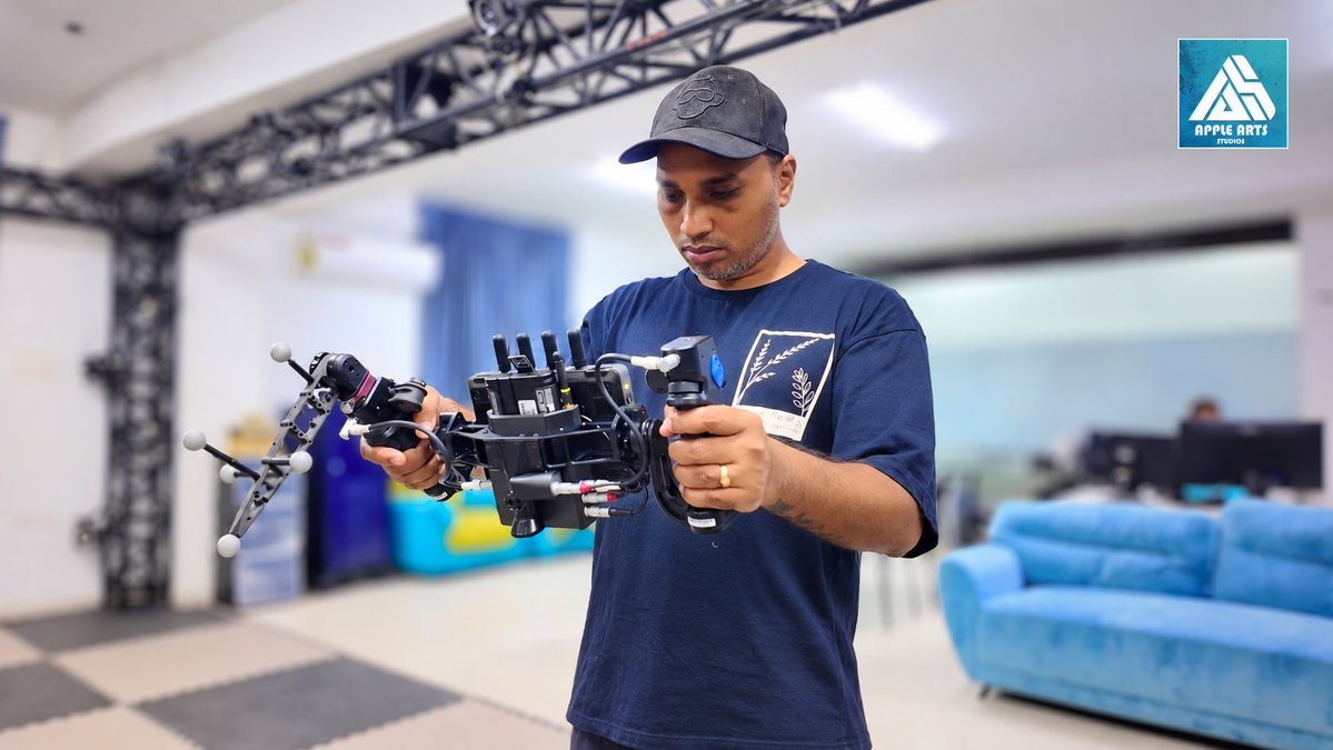 AppleArtsStudio's tweet photo. From the technology behind Avatar to #AAS. @AppleArtsStudio 

We have added a high-end Technoprops Virtual Camera to our production pipeline.

Technoprops was involved in the development of the Virtual Camera/Simul-Cam technology used on James Cameron’s Avatar.

Now we are bringing that class of virtual cinematography technology into our own Motion Capture and Virtual Production workflow.

No compromise.

#Technoprops #VirtualCamera #MotionCapture #VirtualProduction