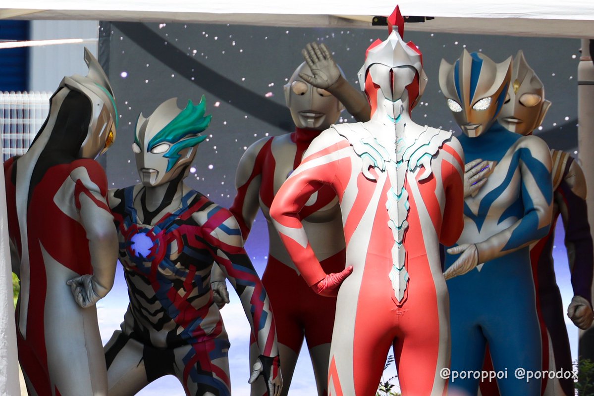 poroppoi's tweet photo. 自由なウルトラマン達

#ウルトラマンブレーザー 
#ウルトラマンアーク 
#ウルトラマンオメガ 
#ウルトラマン 
#神戸新聞ハウジングセンター加古川会場 https://t.co/e8r5j9vOqs
