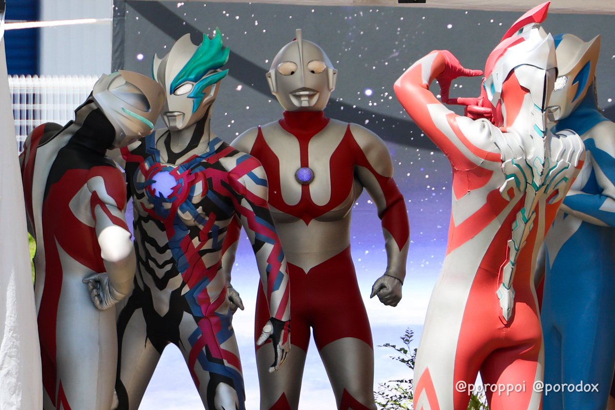 poroppoi's tweet photo. 自由なウルトラマン達

#ウルトラマンブレーザー 
#ウルトラマンアーク 
#ウルトラマンオメガ 
#ウルトラマン 
#神戸新聞ハウジングセンター加古川会場 https://t.co/e8r5j9vOqs