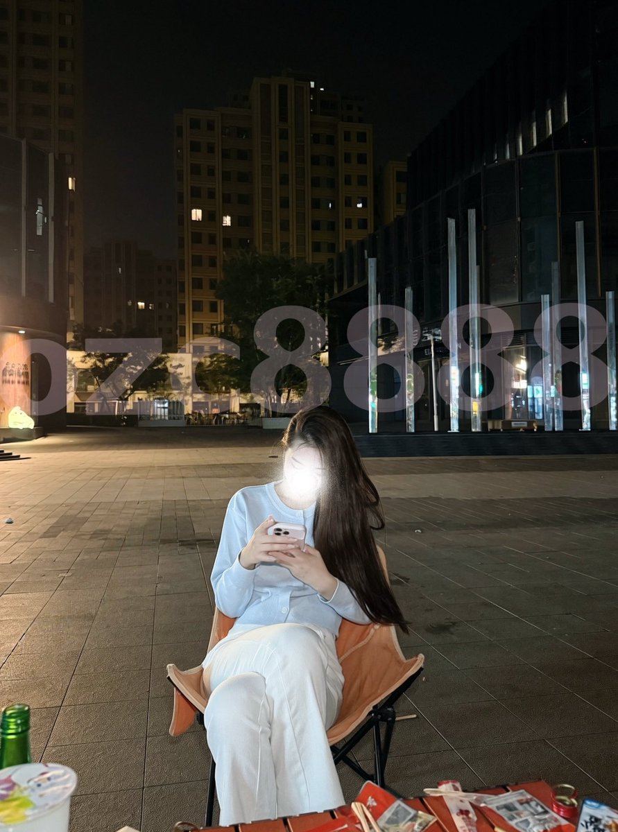 ozc8888's tweet photo. 随发随删 往期作品🚪粉丝群私信 https://t.co/U9zswJK02I