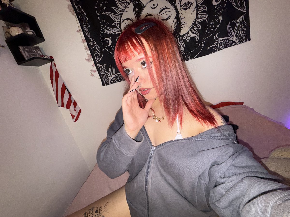 miaafluff's tweet photo. 30 minutes with me in a room.. no rules.. no restrictions, how long could you keep your hands to yourself? be honest. #fyp  #usa #viral #trending #singlewoman https://t.co/SSdMnk2LTM